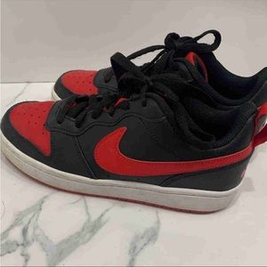nike court shoes black and red boys